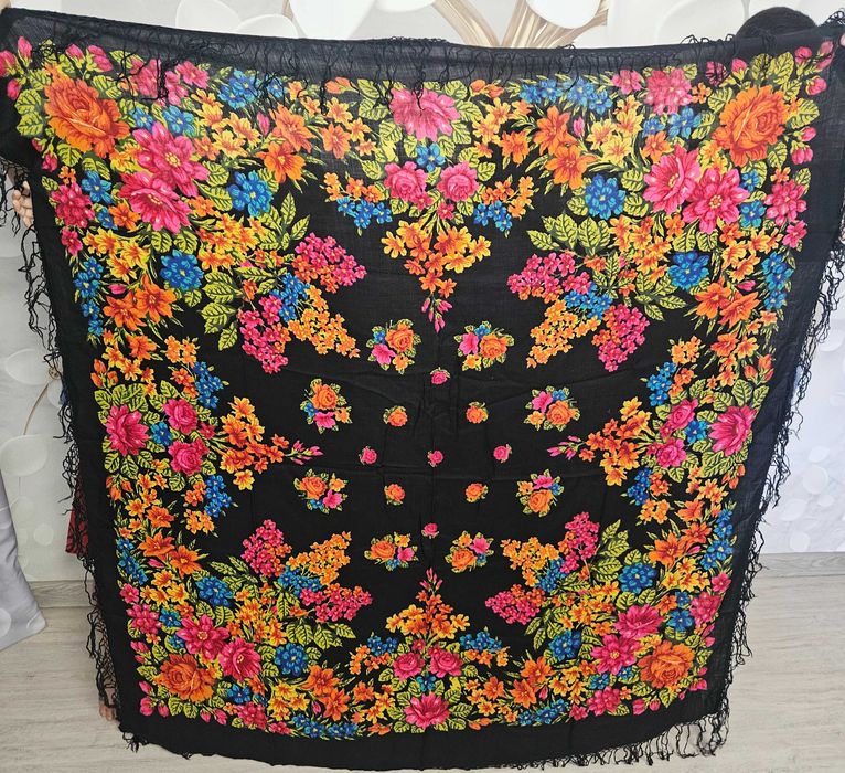 Шерстяные платки