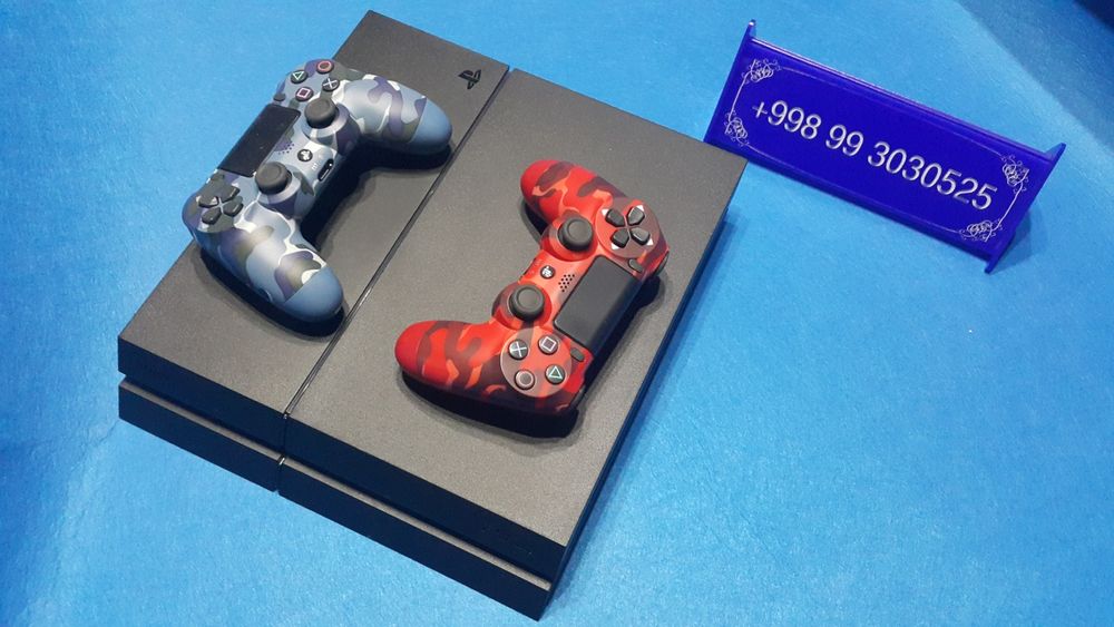 Playstation 4 Full.HD + 2ta Joystick. Zavod PLOMBADA.