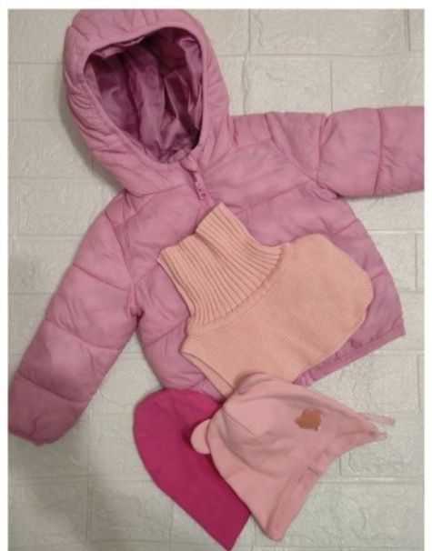 Демисезонная курточка на девочку