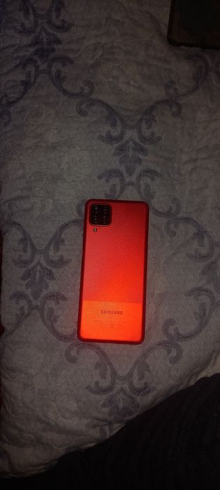 Желіде ұсқынсыз әйелдің ішіне кірген жігіттің порно видеосы