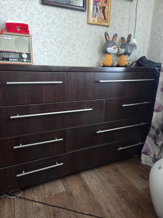Продам шкаф купе и комод