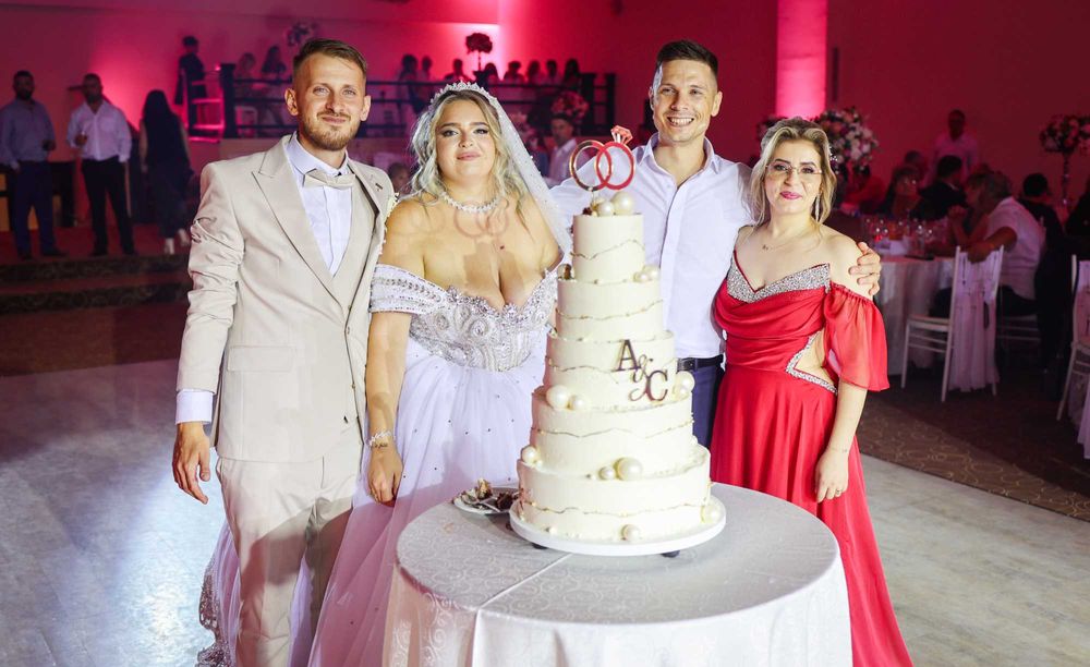 Fotograf ,video, drona-nunta, botez ,cununie 300-750-900€.