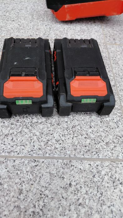 Hilti Батерия и Зарядно Nuron