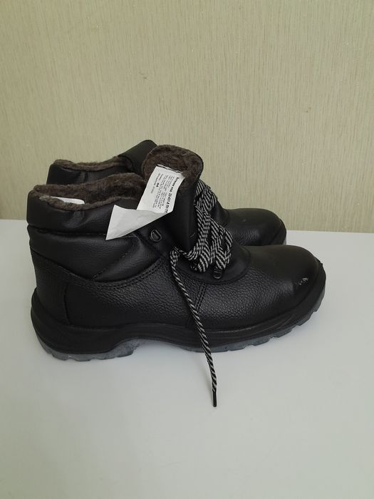 Ботинки зимние (спецобувь)