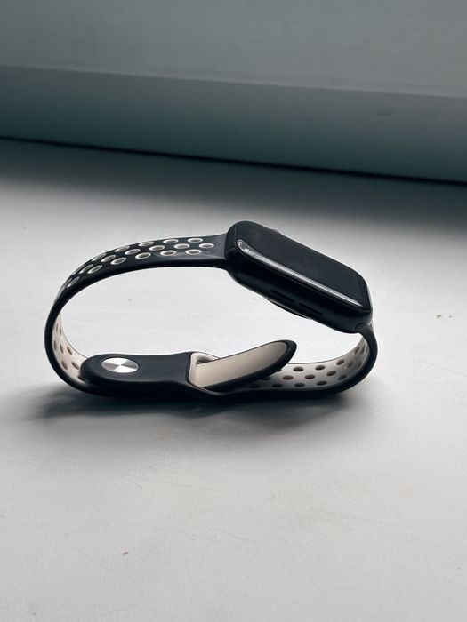 Apple Watch SE (44mm)