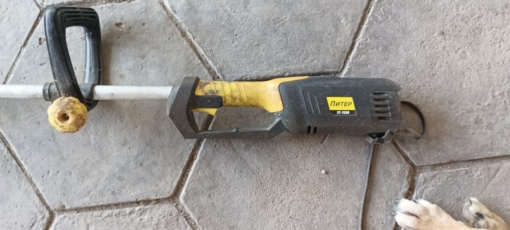 Триммер для травы