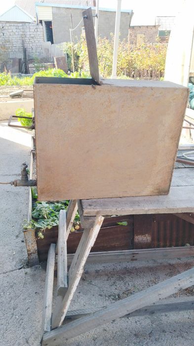 Продам печь на жидком топливе