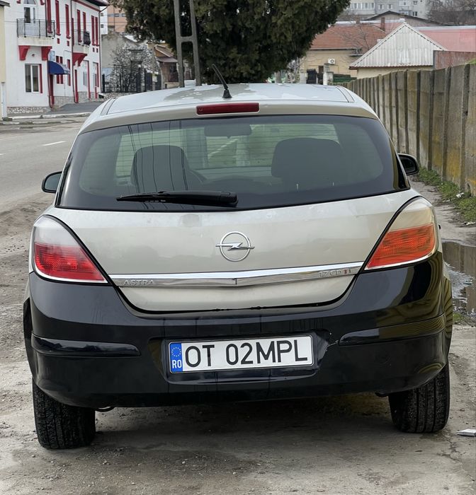 •Vând sau Schimb Opel Astra H•