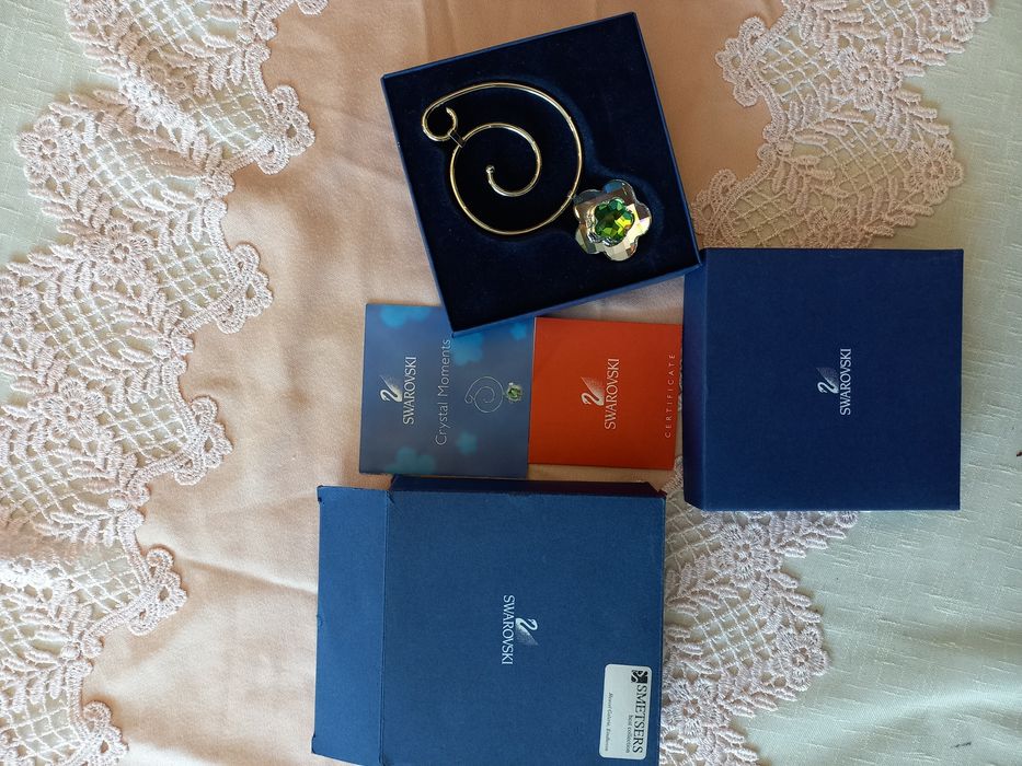 Swarovski наво ..