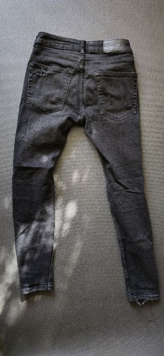 Три чифта дънки на промо цена 62лв.