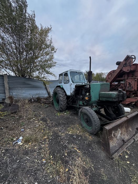 Продам эксковатор юмз 6 к