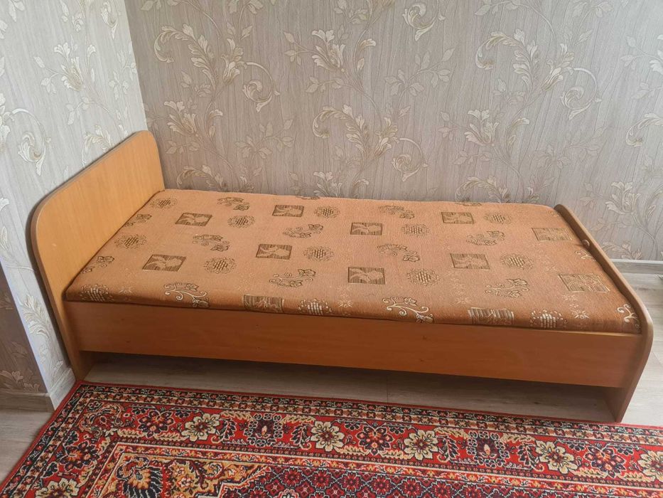 Кровать односпальная