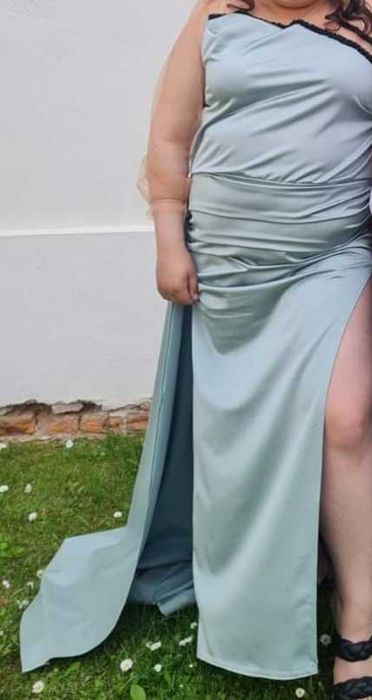 Rochie facuta pe comanda