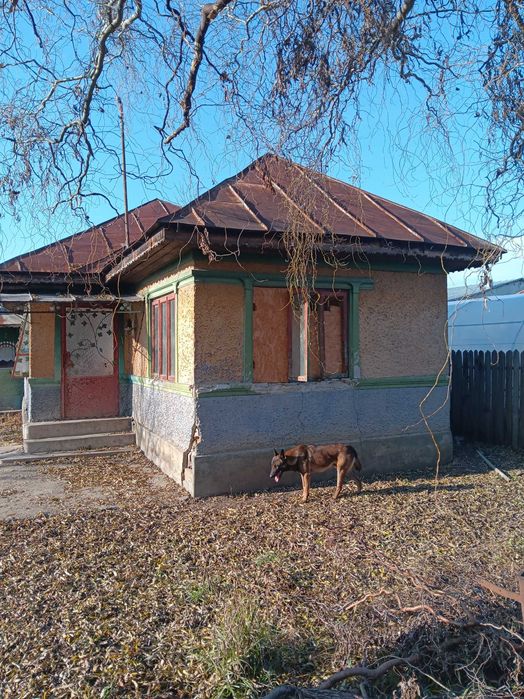 Vand casa Targsoru nou