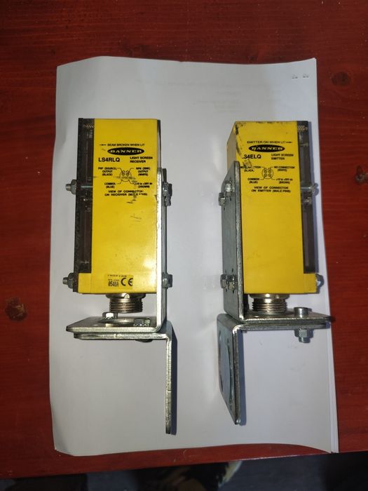 Cortina optica Banner Engineering LS4RLQ (emițător+ receptor)