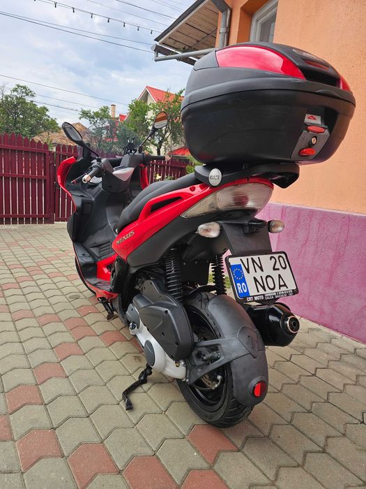 Gilera Nexus 250