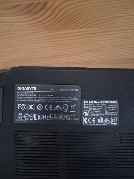 Геймърски Лаптоп Gigabyte / R5 5600H / RTX 3060 / 16GB Ram