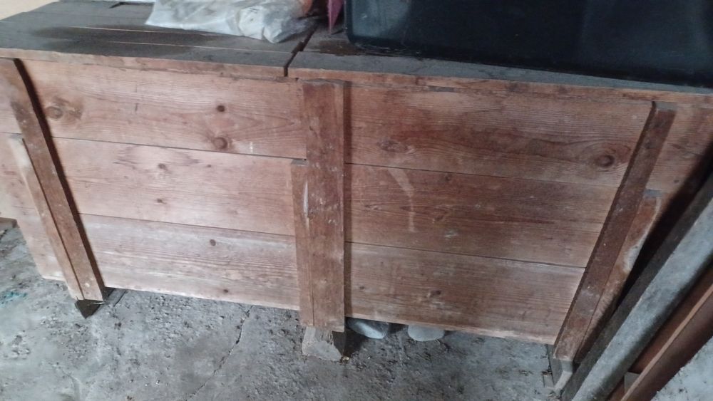 Vând hambar ( lăzi) cereale