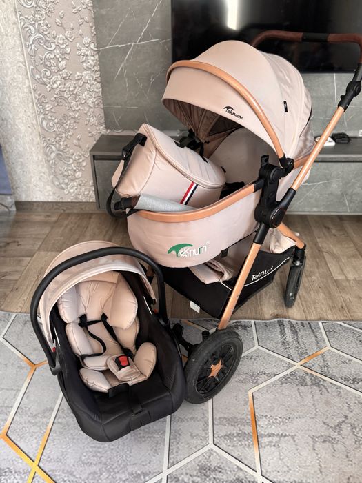 Коляска универсальная 3 в 1