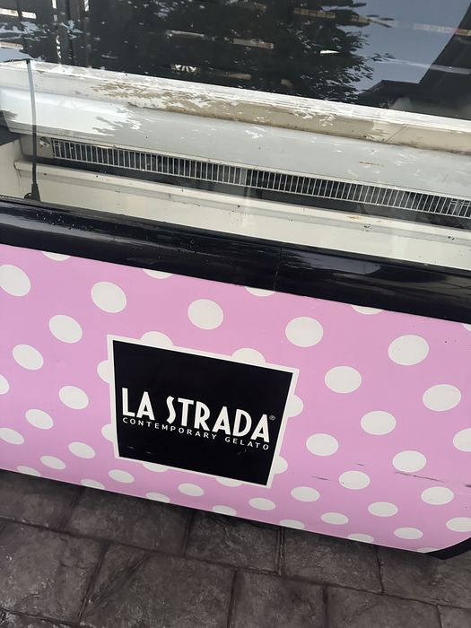 Vitrina frigorifica inghetata La Strada