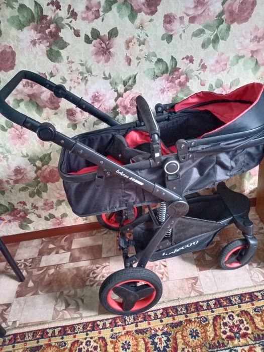 Продам коляску 3 в 1