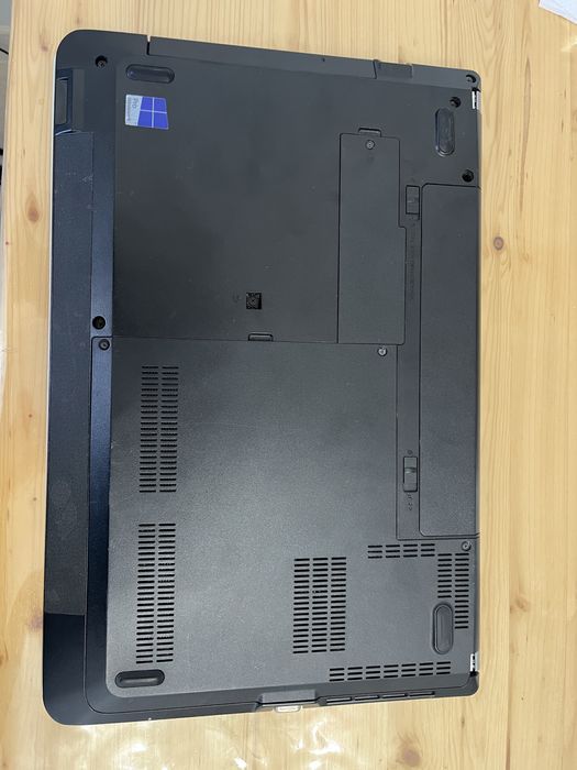 Lenovo ThinkPad E540 не включается