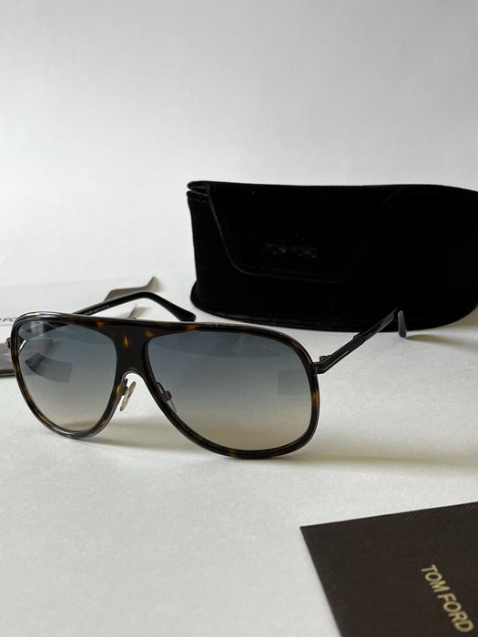 Продаю фирменные очки Tom Ford — 100% оригинал, произведены в Италии.