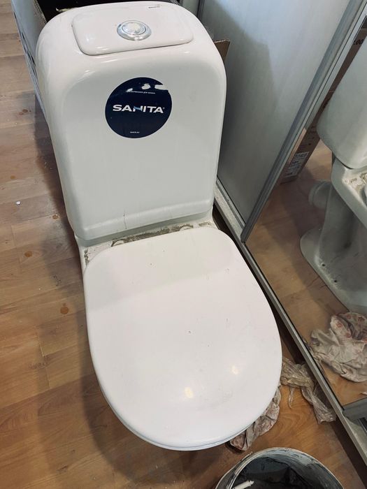 Унитаз в хорошем состоянии