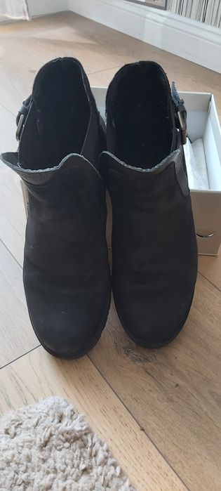 Ghete Tamaris marimea 40