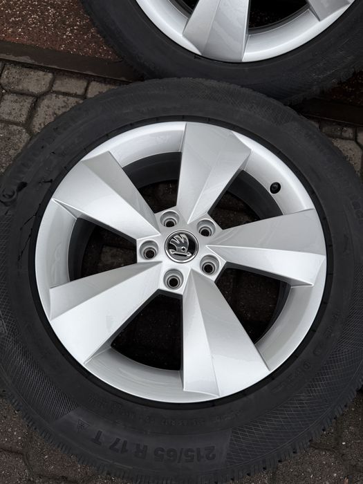 Jante Skoda 17 Kodiaq Karoq Superb Octavia Yeti 215/65R17 iarna