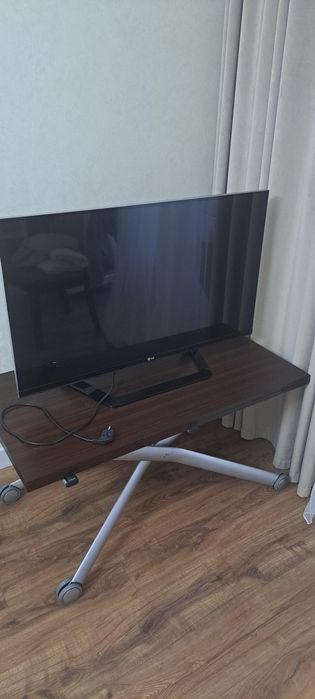 Телевизор марки LG