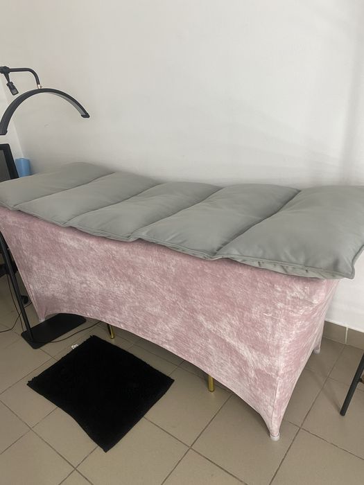 продам матрас на кушетку и чехол