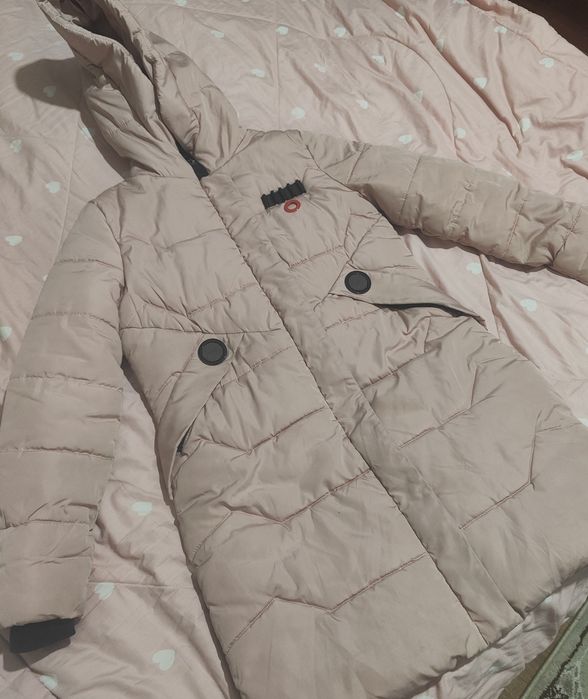 Продаётся куртка очень хороший состояние