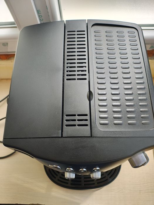 Expresor DeLonghi Magnifica