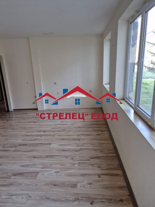Продава се Тристаен апартамент в Добрич, Добротица - Варненска - 105 кв.м за 899 €/кв.м - Снимка #3