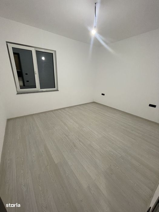 Casă individuală 4 camere, panouri solare, pompa caldura, priza auto