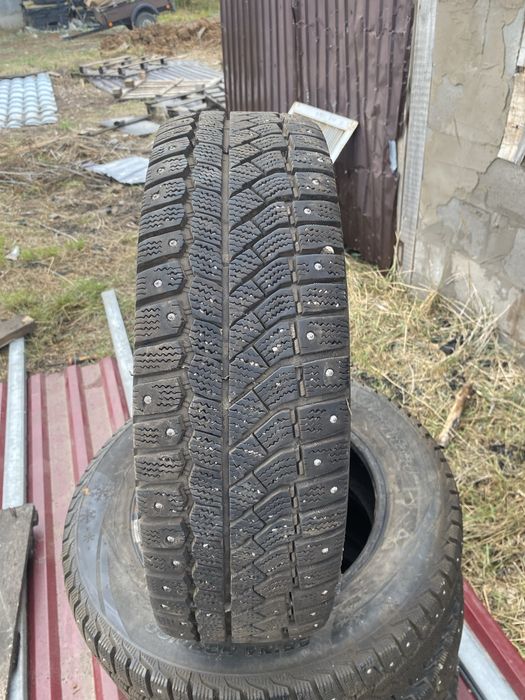 Продам резину 185/65R15