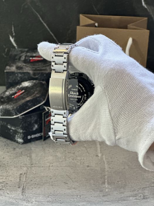 Ceas Casio G-Shock GM-2110D-2AER