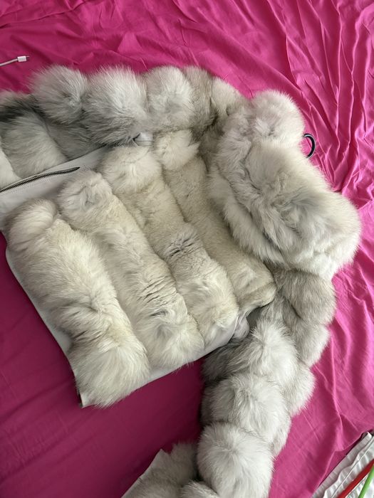 Haina din blana naturala de vulpe