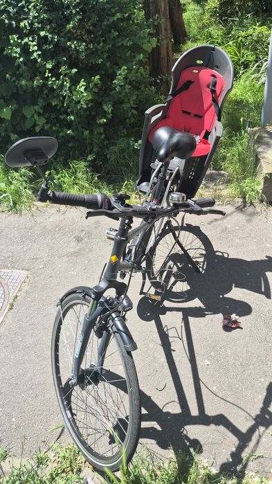 Bicicleta adulți +scaun copii