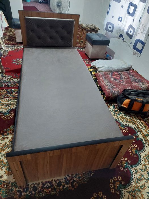 Кровать односпальняя