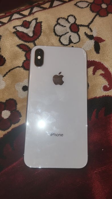 Продам  iPhone X