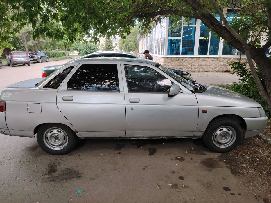 Продам ваз(Lada) 2110