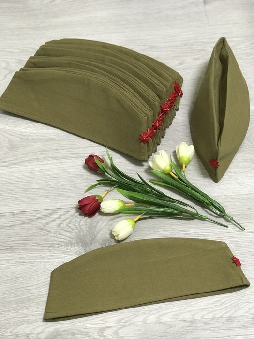 Пилотки на 9 мая и 14 января