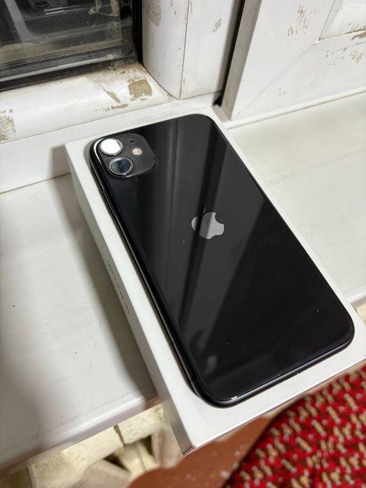 iPhone 11 128gb с коробкой