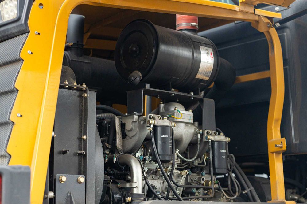 Фронтальный погрузчик LUGONG LG938