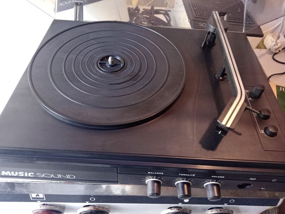 Pikup RFT stereo funcțional cu boxe