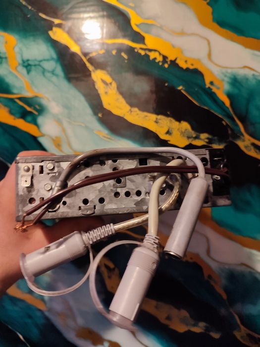 Vând radio casetofon blaupunkt