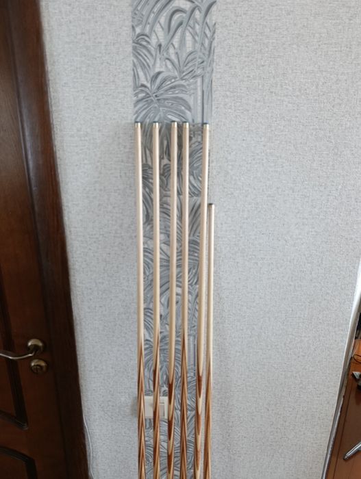 Бильярдные аксессуары.