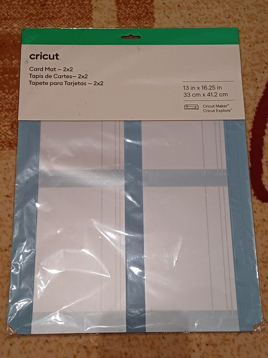 Cricut - Card Mat 2 x 2  (33 x 41 cm)